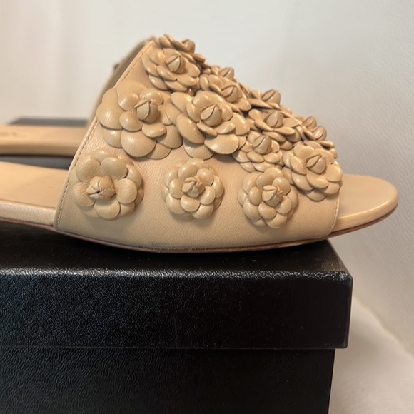 Chanel shoes size 40 - Picture 6 of 10